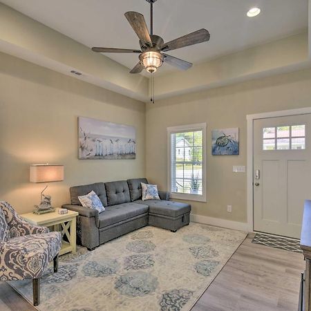 Ocean Isle Beach Home With Shared Lanai And Grill 外观 照片