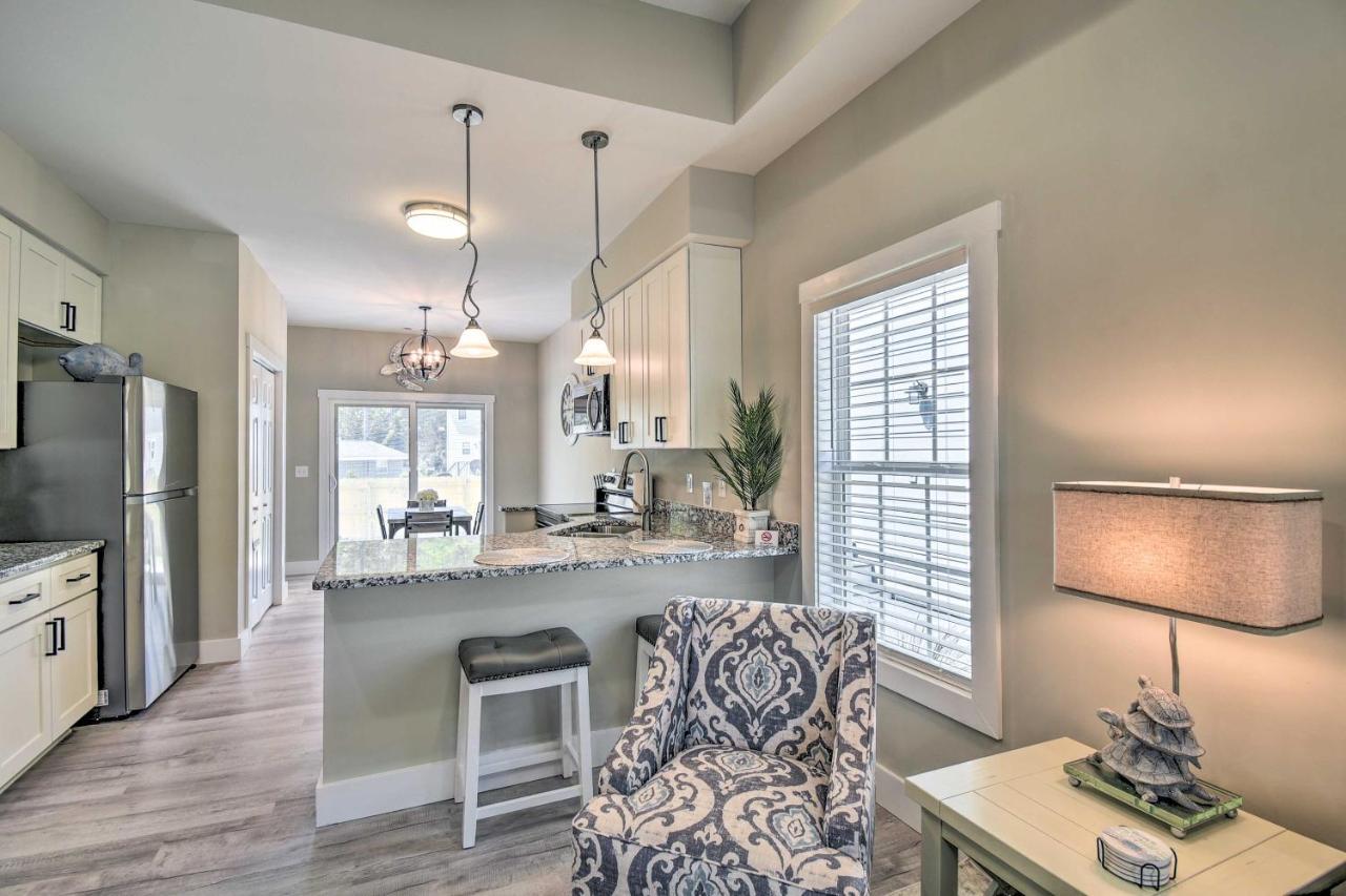 Ocean Isle Beach Home With Shared Lanai And Grill 外观 照片
