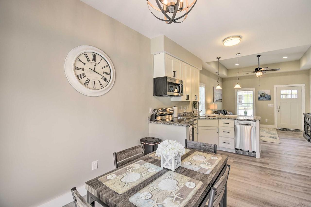 Ocean Isle Beach Home With Shared Lanai And Grill 外观 照片